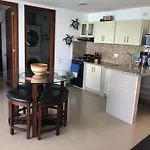 Apartamento Vacacional con Vista al Mar