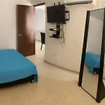 Oferta frente a la playa Cartagena . En, Sp, It.