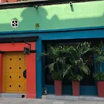 Birds Hostel