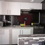La casita de max y tim apt 202