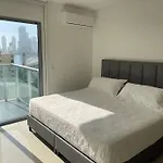 Hermoso apartamento con vista a la bahia