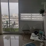 Hermoso Apartamento con piscina, jacuzzi y sauna dentro de Conjunto