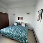 Guest Friendly 3Br, Pool, Balcony, Ocean&Lake View, Kit