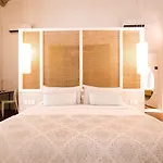 Nacar Hotel Cartagena, Curio Collection By Hilton