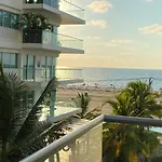 Apartamento en Cartagena con vista al mar
