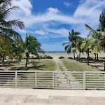 Hermoso apartamento en la playa