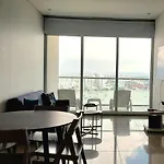 Cozy Apartament con excelente vista en Edificio de Lujo - Condominio h2 Regency