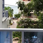 Apartamento En El Edificio Nuevo Conquistador Con Vista Al Mar