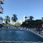 Comodo Estudio Con Vista Al Lago