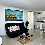 Beautiful Apartment In Front Of The Sea