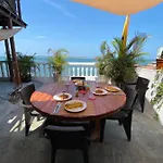 Casa Playera El Laguito