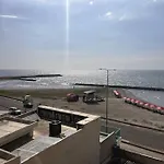 Cabrero - Cerca De La Ciudad Amurallada