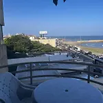 Cabrero - Cerca De La Ciudad Amurallada