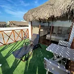 Cabaña y Restaurante Yalis