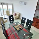 Torres del Lago Apartamentos