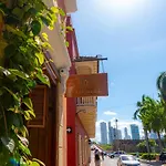Alma Hotel