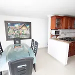 Hermoso Apto Frente A La Playa Piso 15 De 2 Habitaciones