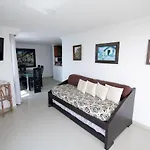 Hermoso Apto Frente A La Playa Piso 15 De 2 Habitaciones