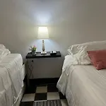Centrico Y Confortable Apto Casa Dona Yola 4