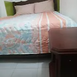 Habitacion Privada, En Apartamento Compartido Solo Con La Propietaria.