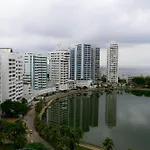 E19C1 Apartamento en cartagena vista al mar aire acondicionado y wifi