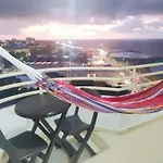 Apartamento Con Vista Al Mar Y Al Centro Historico 1107
