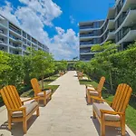 Apartamento En Condominio Con Acceso Directo Al Mar En Cartagena
