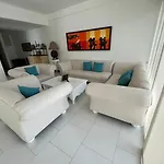 Apartamento Frente a la Playa Morros 922