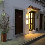 Sallena Casa Host