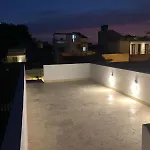 Sallena Casa Host