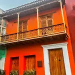 Voilá Getsemani by Huespedia Hotels