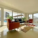 Peaceful & Modern Apartment
