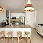 Beachfront Condo Apto De Playa - Morros III