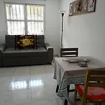 Comodo Apartamento De La Ciudad Amurallada Y El Centro Historico.