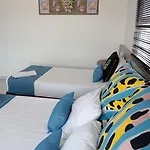 Comodo Apartamento De La Ciudad Amurallada Y El Centro Historico.
