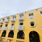 Apartamento En La Ciudad Amurallada Cerca De Todo