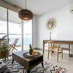 Laurdhomes Palmetto Beach Sea View, For Working