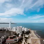 Laurdhomes Palmetto Beach Floor 32, Sea View, 3Hbt
