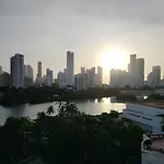 Cartagena Apartasuite El Laguito