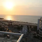 Apartamento De Lujo Frente Al Mar Con Piscina
