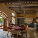 Luxury Tropical Villa In Cartagena Historic City