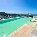 Lujoso Apartamento Frente Al Mar En Cartagena Nuevo