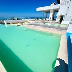 Lujoso Apartamento Frente Al Mar En Cartagena Nuevo