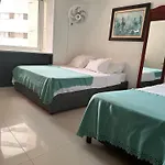 En Bocagrande Lindo Apartamento De Dos Alcobas Y De Tres