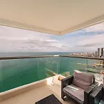Exclusivo Penthouse Con Vistas Incomparables Al Mar En Bocagrande