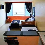 E11C Apartamento en cartagena frente al mar con aire acondicionado y wifi