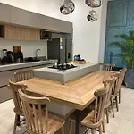 Prestigious House Wtih Fantastic Pool In Ctg