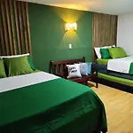 Casa De Playa En La Boquilla Con Piscina