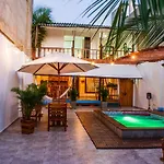 Room In Guest Room - Hb2 Room In La Boquilla Cartaena With Air Conditioning And Jacuzzi