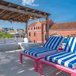 Fantastic House With Amazing Pool In Cartagena